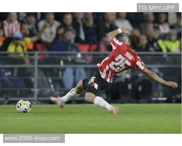 埃因霍温冬窗瞄准日本国脚佐野航大应对威尔曼离队挑战